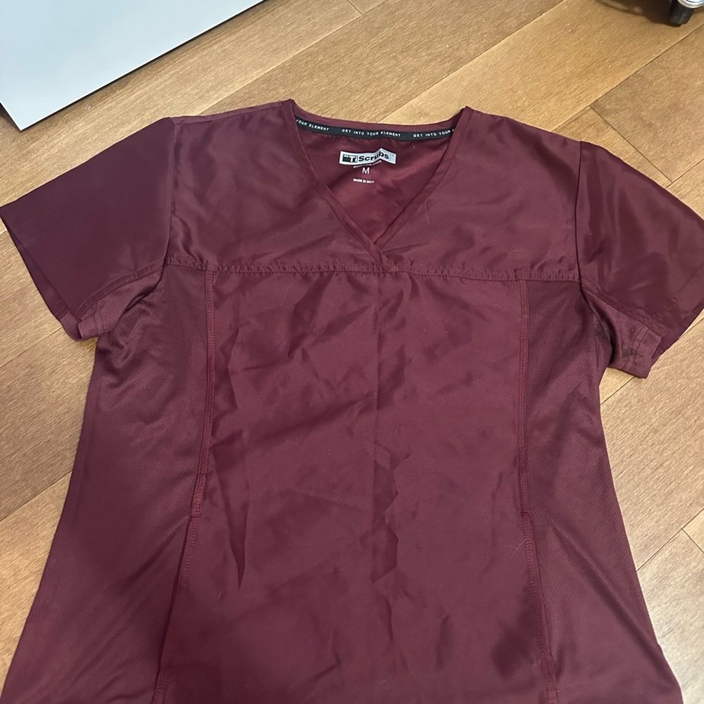 Burgundy Women's scrub set